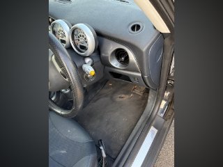 /photos/12511/01752e95-cebb-4538-9a40-2d1c150c955f_i320x240.jpg